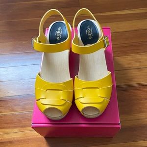Swedish Hasbeens yellow peep toe high 38 EUC